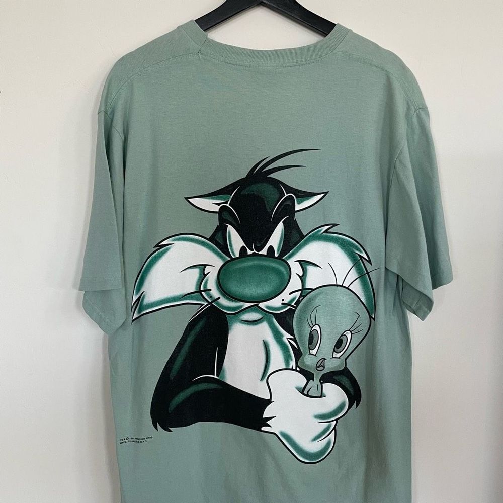 vintage sylvester and tweety shirt Men’s Extra Large